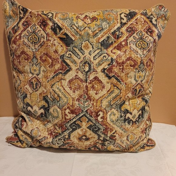 Stratford Home Modern Rustic Print Throw Pillow. - Picture 1 of 8